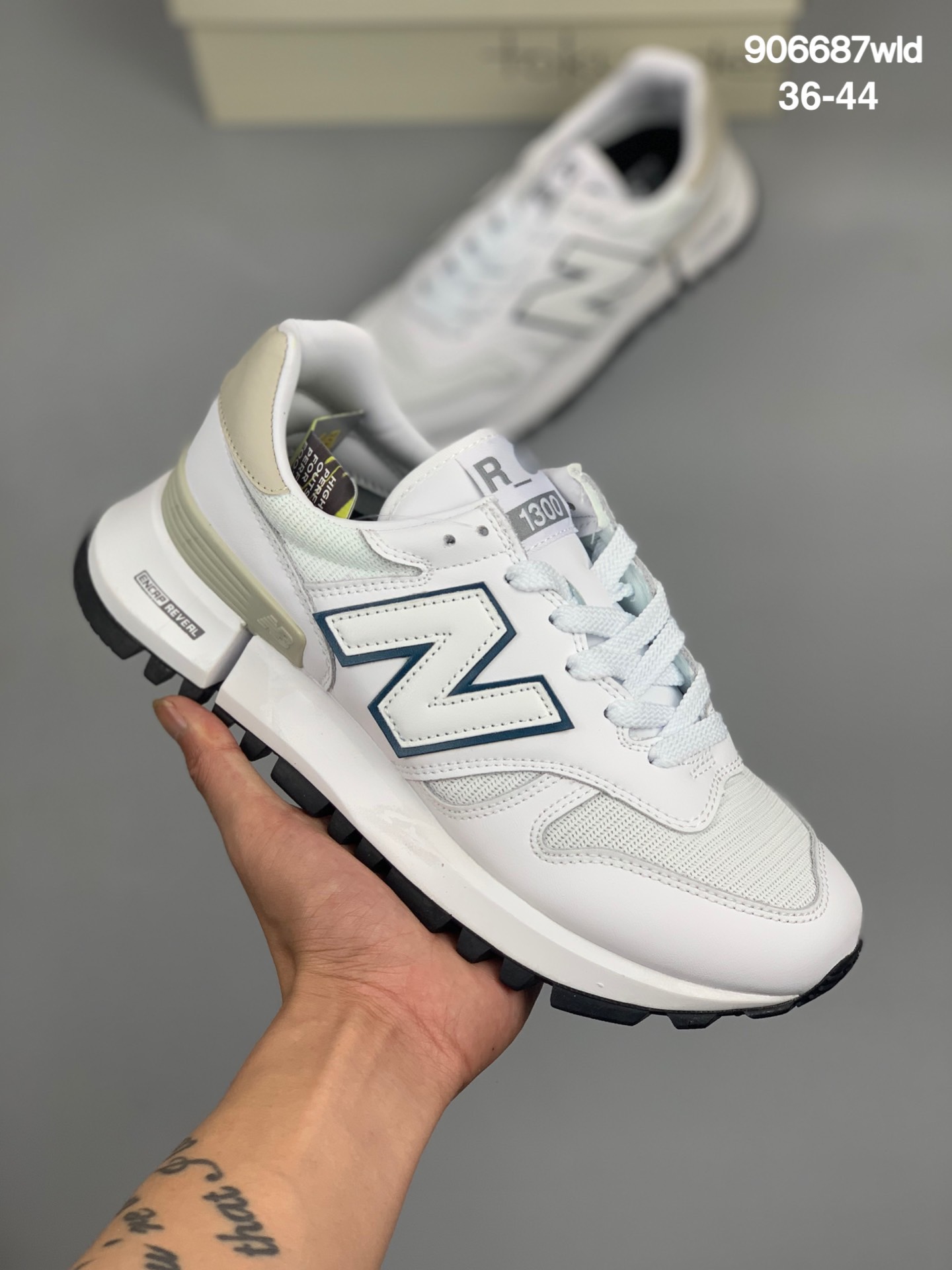 
新百伦New Balance WS1300 复古休闲慢跑鞋 采用原厂材料和胶水 猪八戈网面 透气舒适 复古耐磨休闲百搭跑步鞋 个性断掌运动鞋 织物材质 全套模具 纯原装皮料切割 质感无敌王 货号：MS1300WJ  尺码：36-44
编码:906687wld