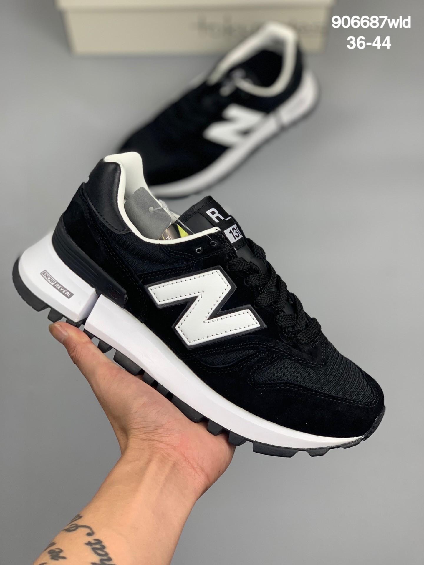 
新百伦New Balance WS1300 复古休闲慢跑鞋 采用原厂材料和胶水 猪八戈网面 透气舒适 复古耐磨休闲百搭跑步鞋 个性断掌运动鞋 织物材质 全套模具 纯原装皮料切割 质感无敌王 货号：MS1300WJ  尺码：36-44
编码:906687wld