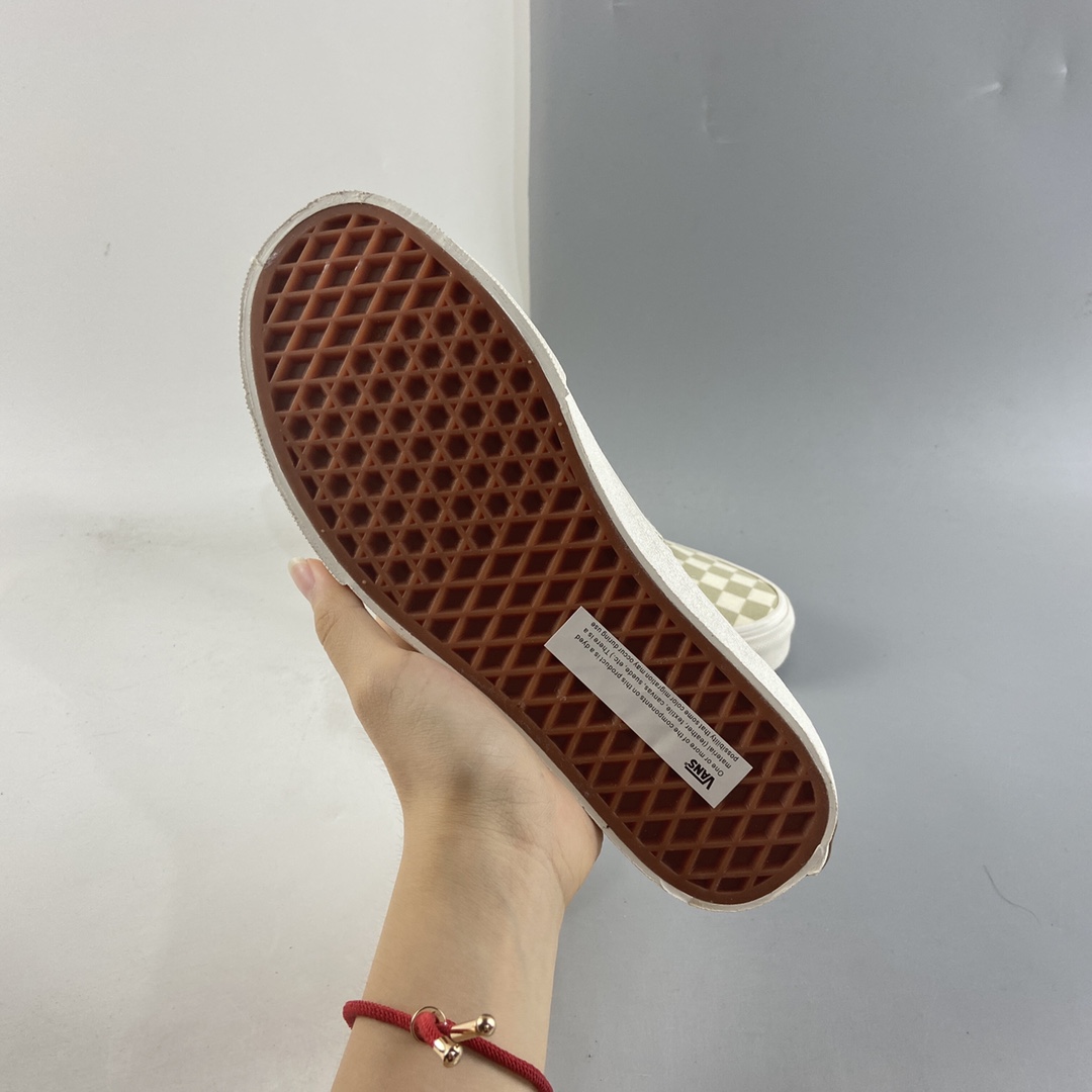 P130  Vans Authentic 经典安娜海姆 奶茶白棕棋盘格 VN0A5HZS9FO