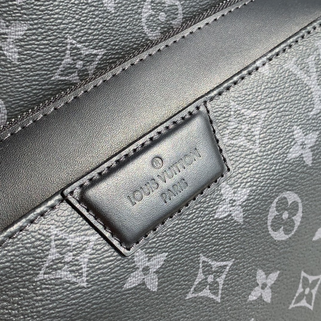 🌼 m43186尺寸37-40-20㎝ 推爆这款李佳琦同款——DISCOVERY 背包！国外渠道！原厂原