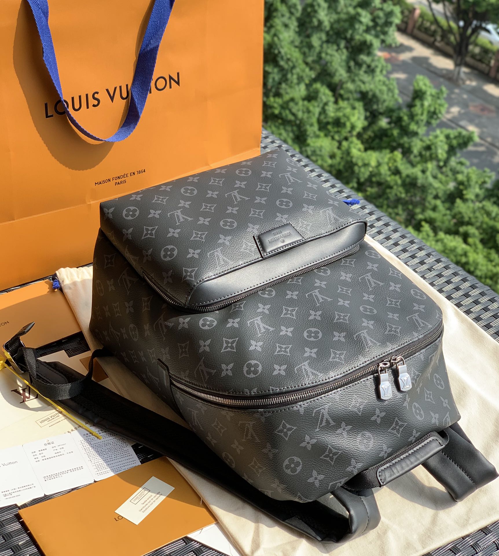 🌼 m43186尺寸37-40-20㎝ 推爆这款李佳琦同款——DISCOVERY 背包！国外渠道！原厂原