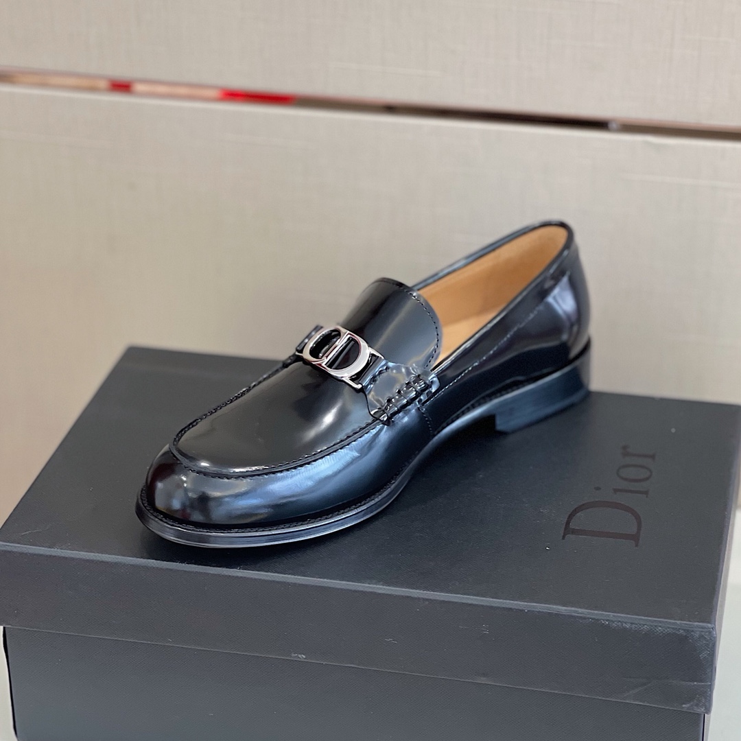 Dior Style Leather Men's Shoes style reference detail image 8 from source 782346
