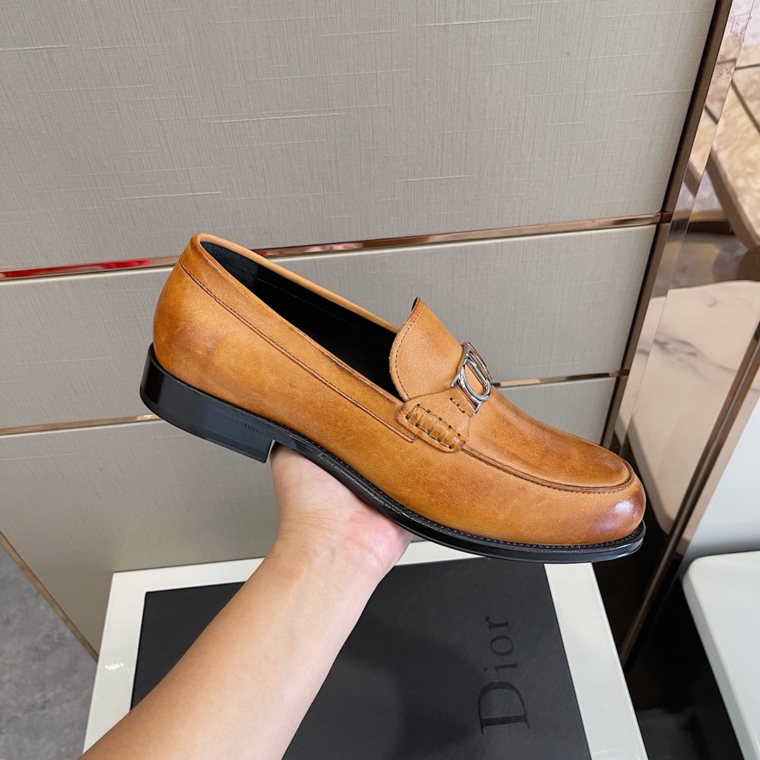 Dior Style Leather Men's Shoes style reference detail image 5 from source 782363