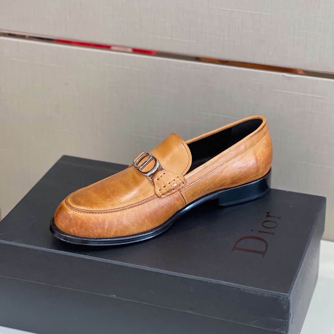Dior Style Leather Men's Shoes style reference detail image 8 from source 782363