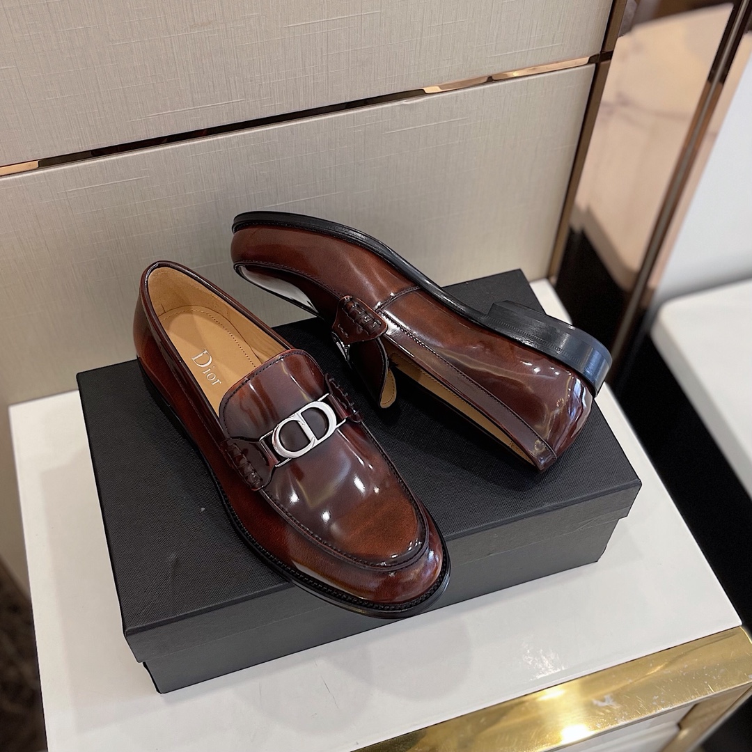 Dior Style Leather Men's Shoes style reference detail image 7 from source 782351