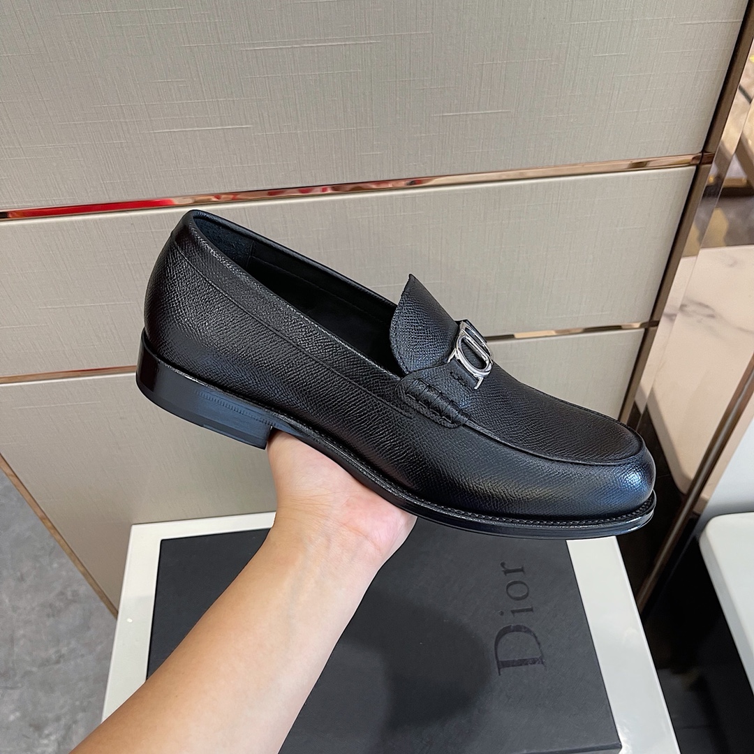 Dior Style Leather Men's Shoes style reference detail image 5 from source 782357