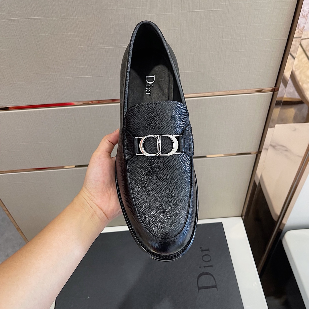 Dior Style Leather Men's Shoes style reference detail image 4 from source 782357