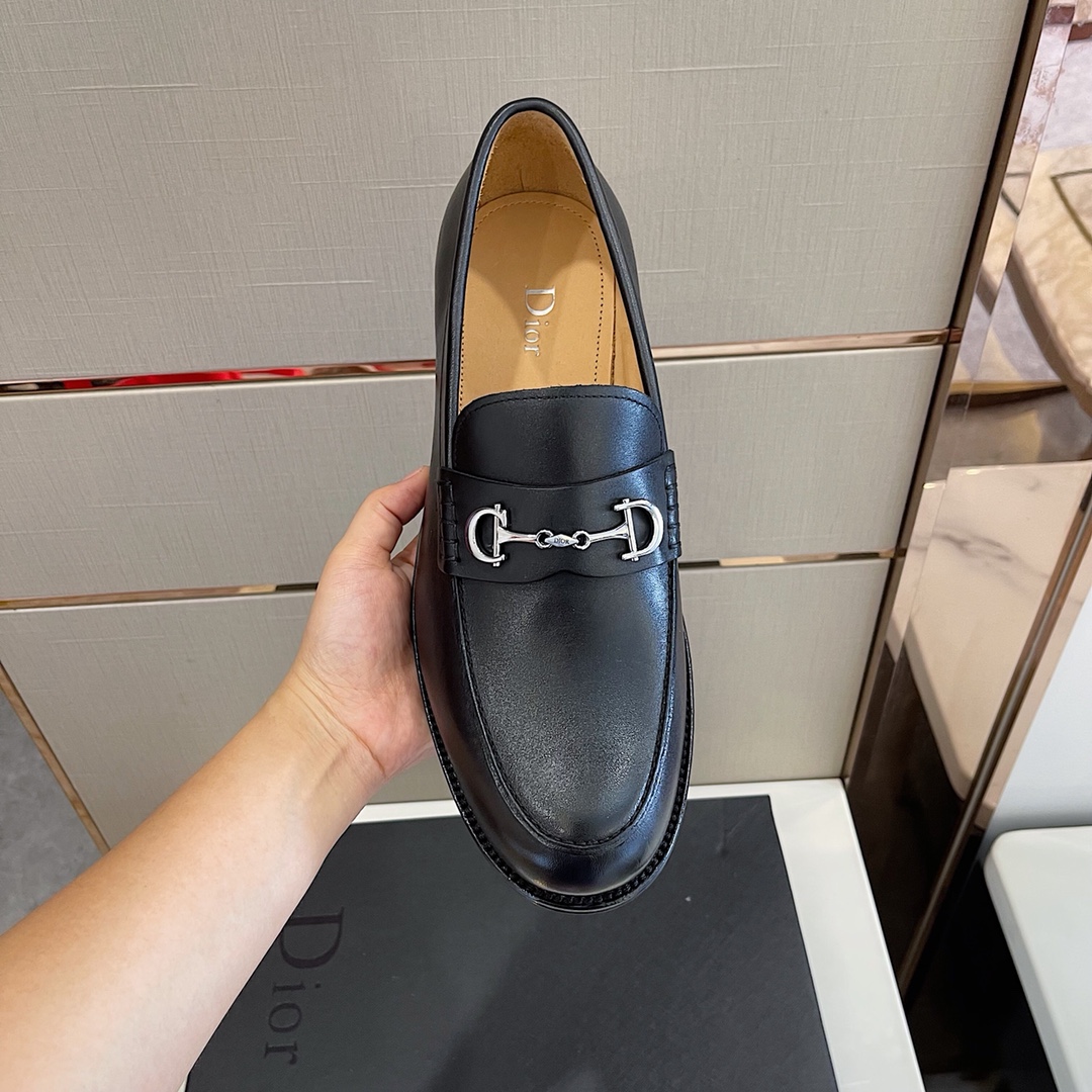 Dior Style Leather Men's Shoes style reference detail image 4 from source 782361
