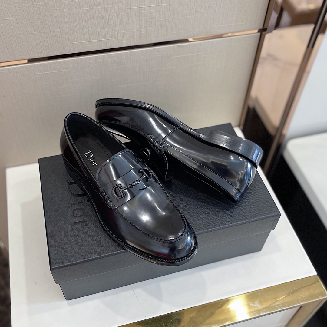 Dior Style Leather Men's Shoes style reference detail image 7 from source 782359
