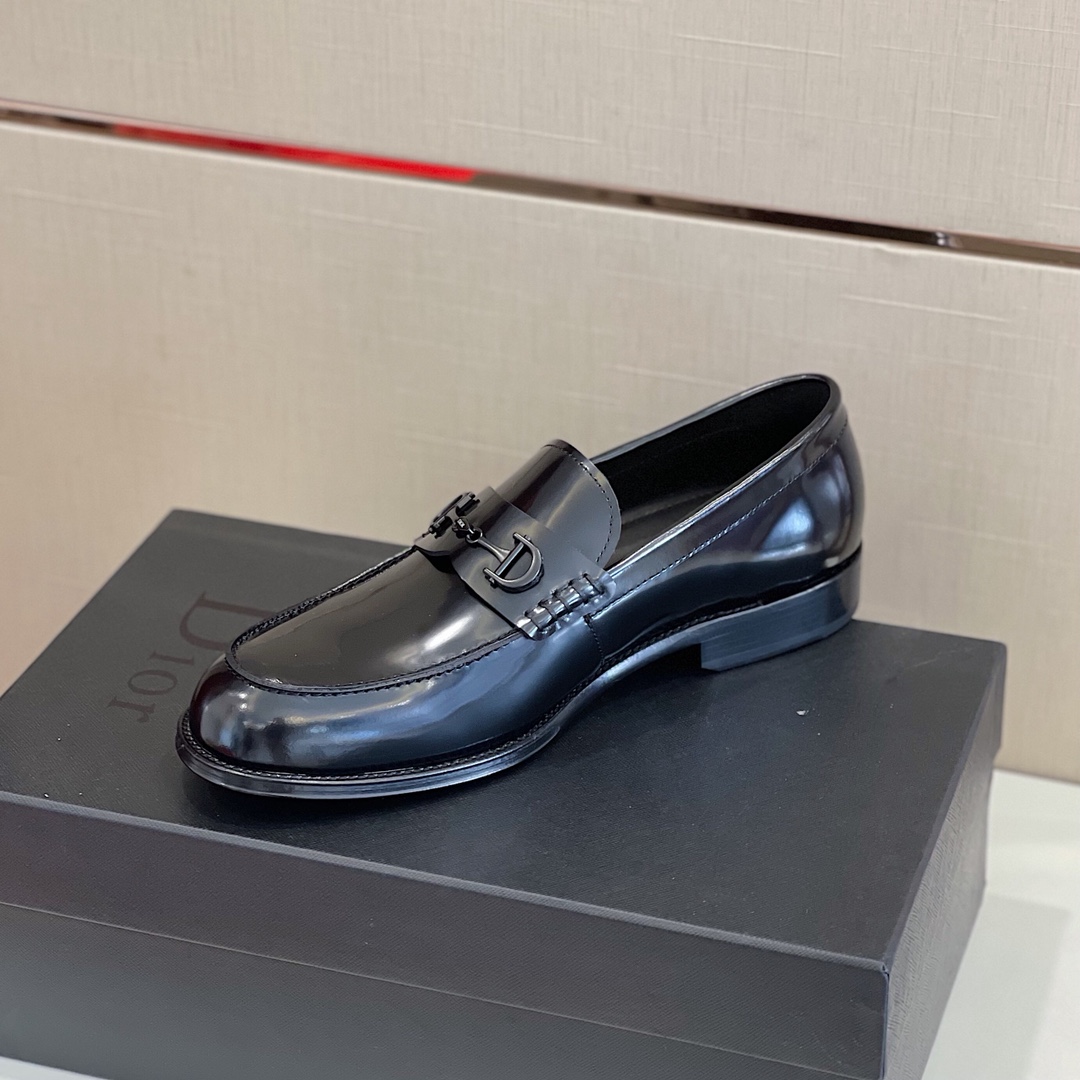 Dior Style Leather Men's Shoes style reference detail image 8 from source 782359