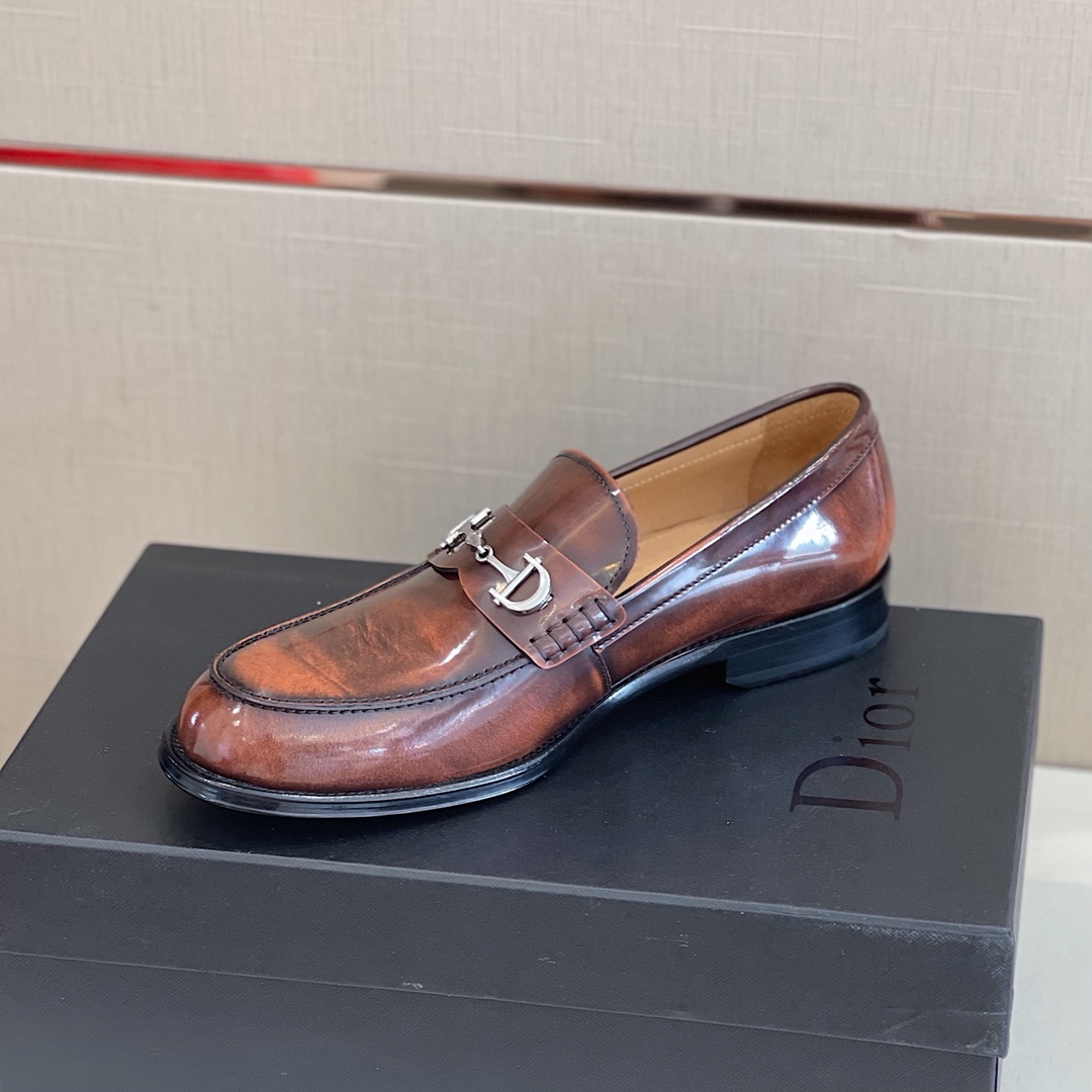 Dior Style Leather Men's Shoes style reference detail image 8 from source 782355