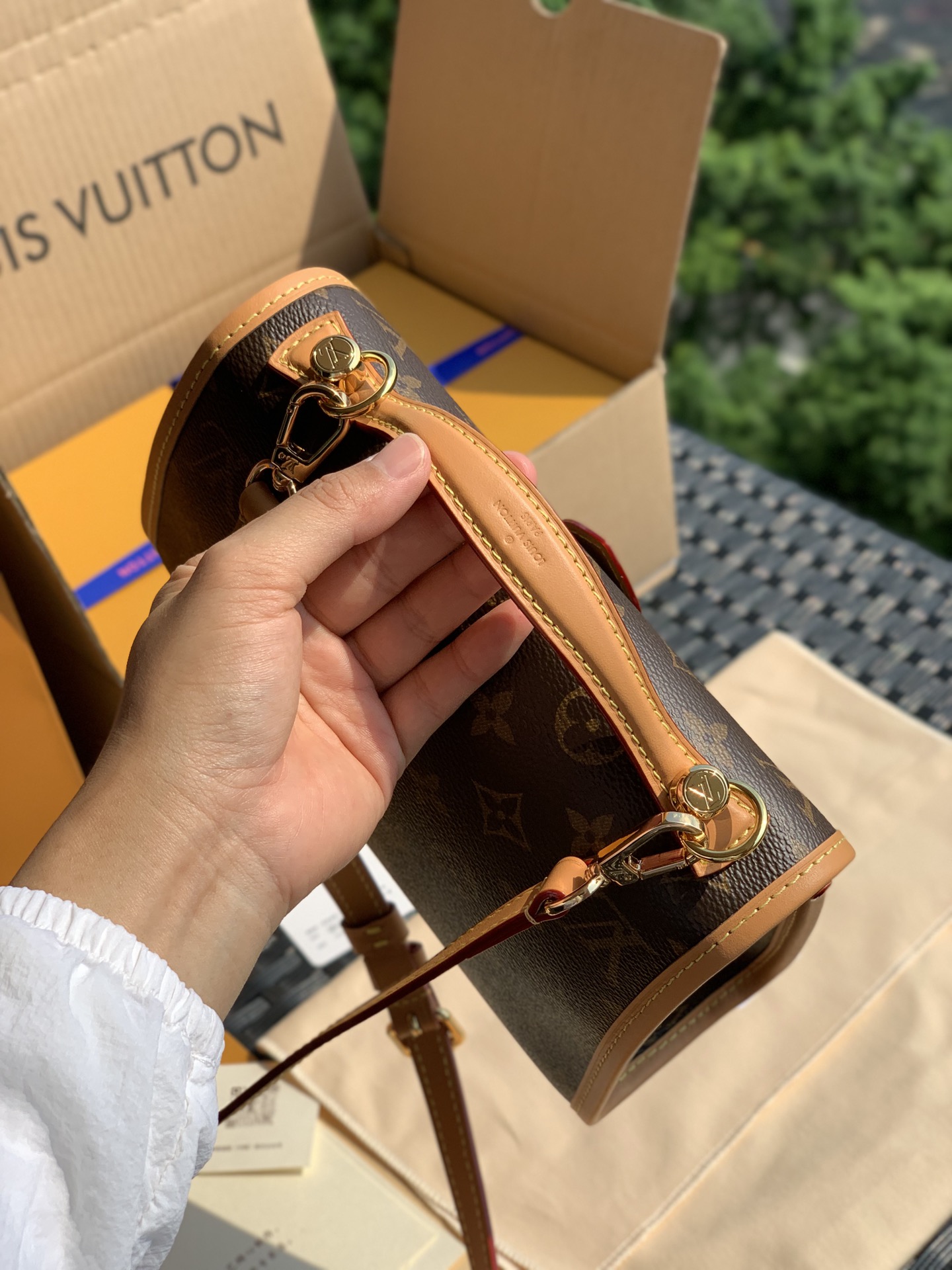 🌼 m44919尺寸23.5x 18.0x 9.0 cm Ivy邮差包， 2020发表的全新包款！设计来