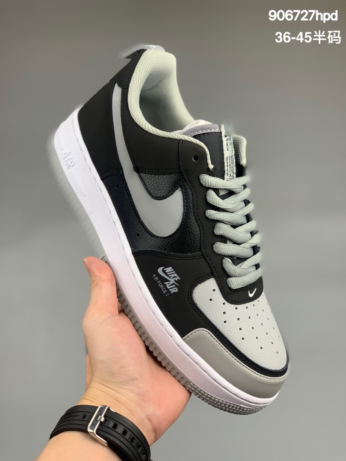 
Nike Air Force 1 Premium 影子灰配色 空军一号低帮休闲板鞋 定制皮料 3M反光 原楦头原纸板 纯正版型 内置全掌气垫 货号：BQ6818-009 
Size：36 36.5 37.5 38 38.5 39 40 40.5 41 42 42.5 43 44 44.5 45
编码:906727hpd