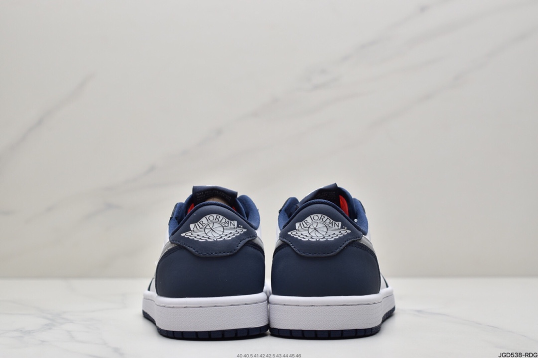 180 Nike SB x Air Jordan 1 Low 北卡蓝 低帮休闲运动板鞋 CJ7891-400