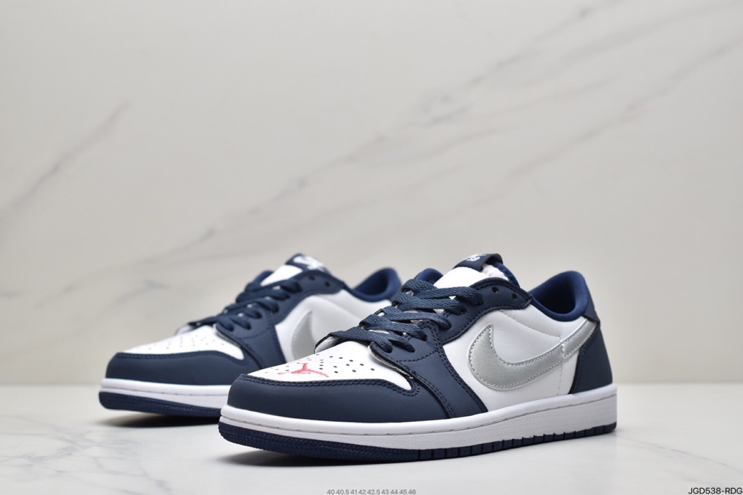 180 Nike SB x Air Jordan 1 Low 北卡蓝 低帮休闲运动板鞋 CJ7891-400