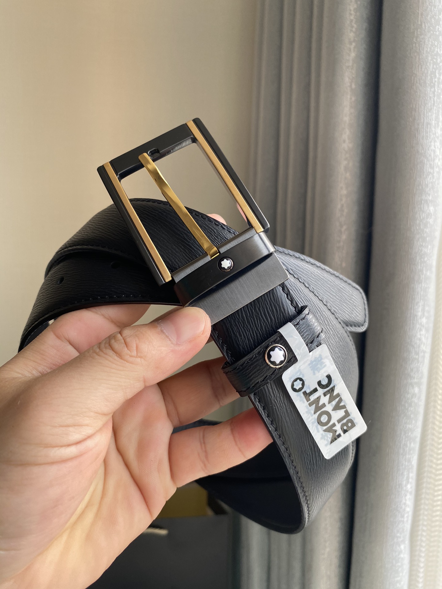 Marlboro Quality Male Belt with P403 Grade Leather and Gold Accents - 图片 5