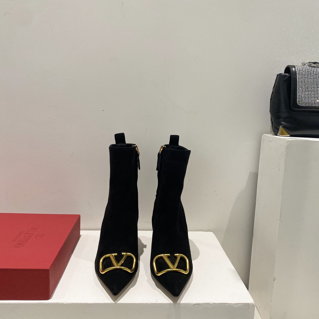 Valentino 华伦天奴 短靴 小牛皮 尖头 细高跟