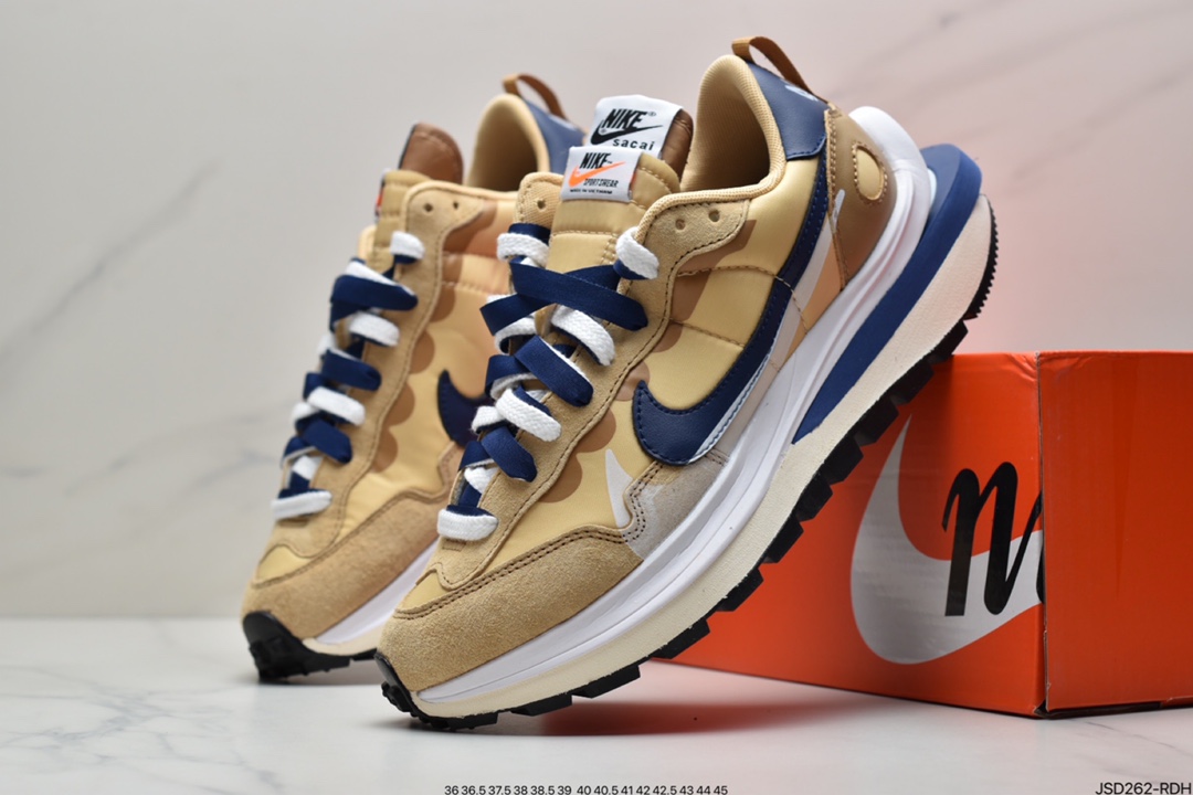 200 Sacai X NIKe regasus vaporrly SP 华夫三代3.0走秀 DD1875-200