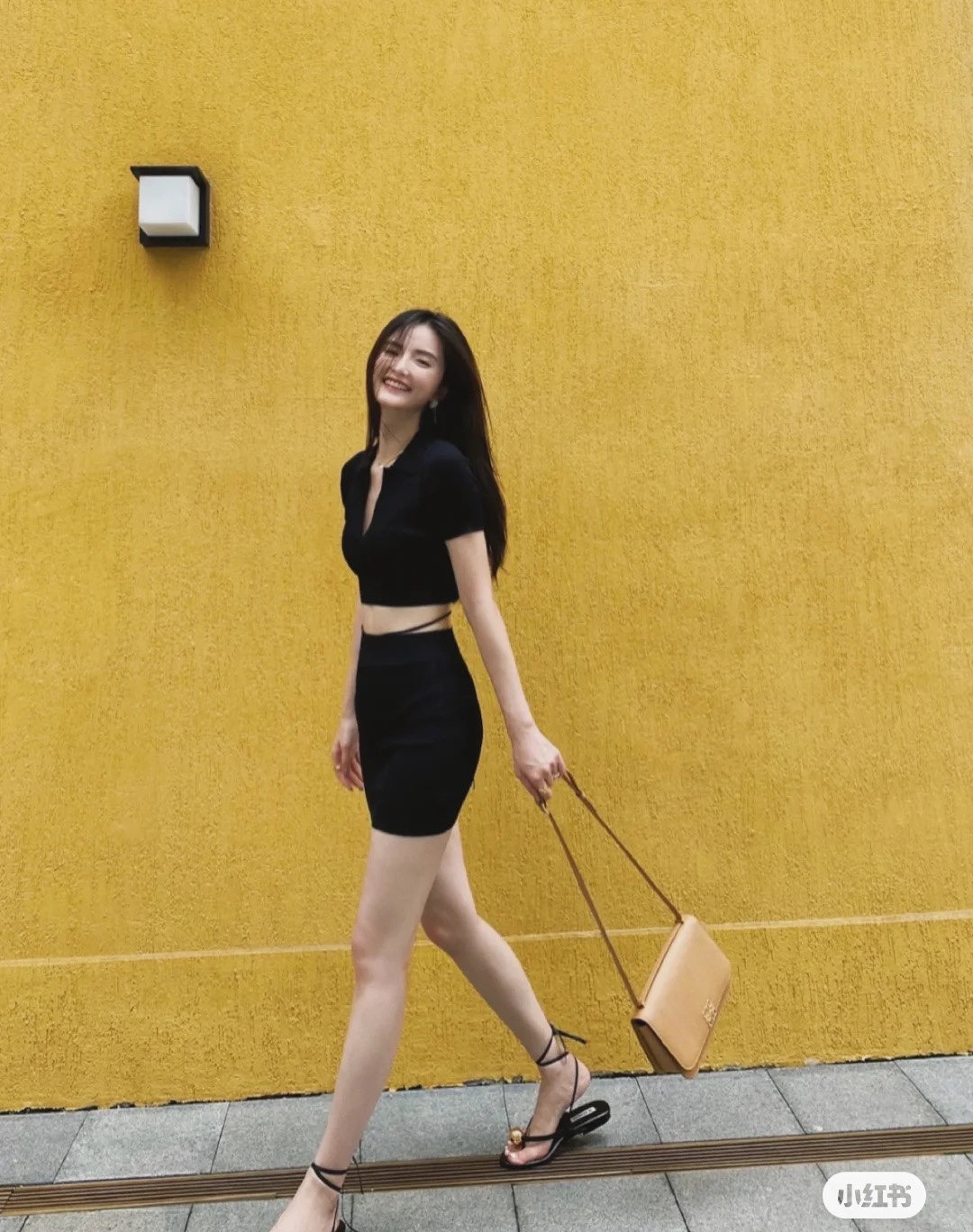 NO:192414,#Internet celebrity upper body picture#, Goya medium size19860909#网红上身图#,Goya中号,Bag