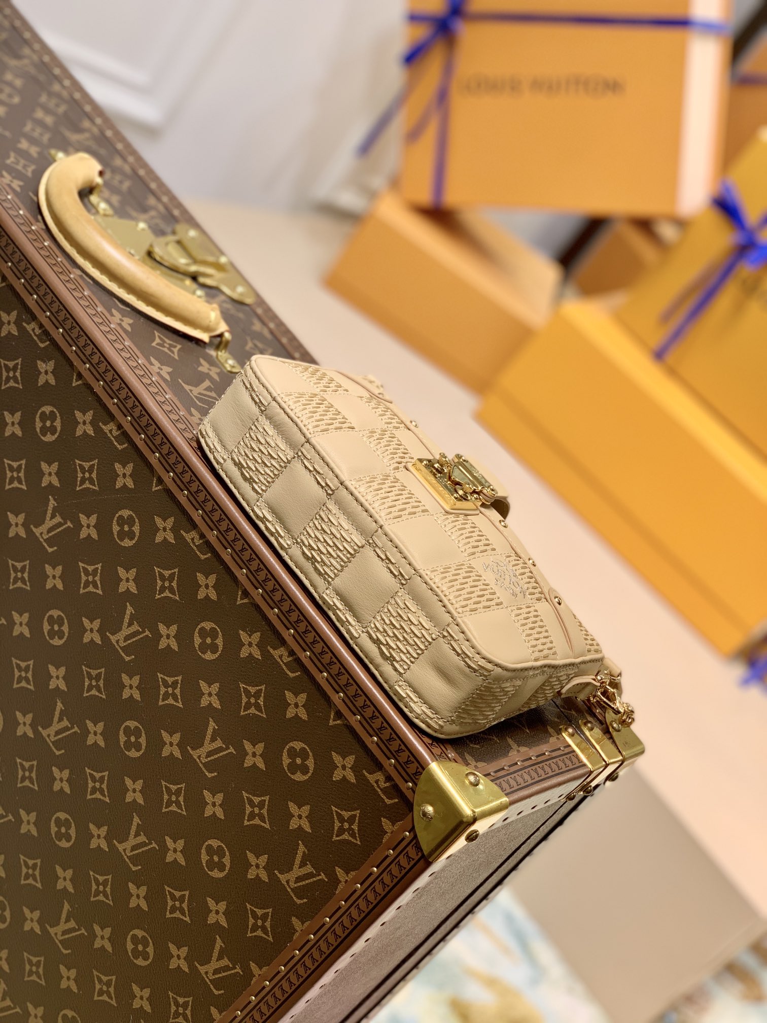 Louis Vuitton LV Pochette Trocadéro 相机包 M59048