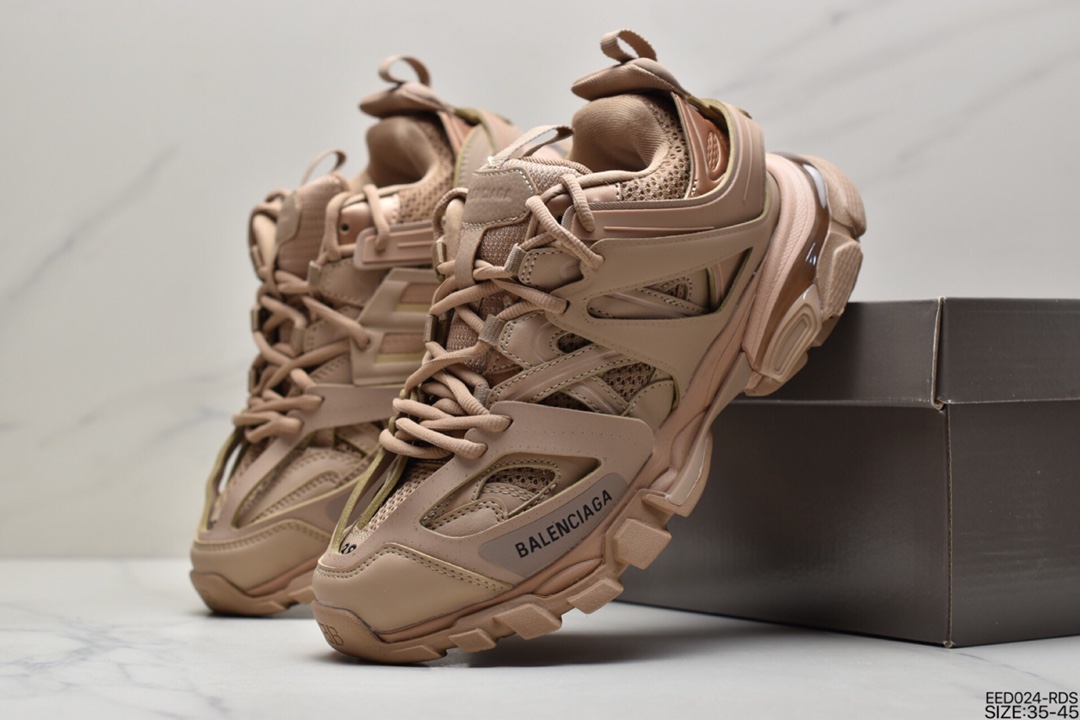 370 BALENCIAGA Track Trainers 3.0代复慢跑鞋“黑白做旧擦色”542436 W2LA1 4800