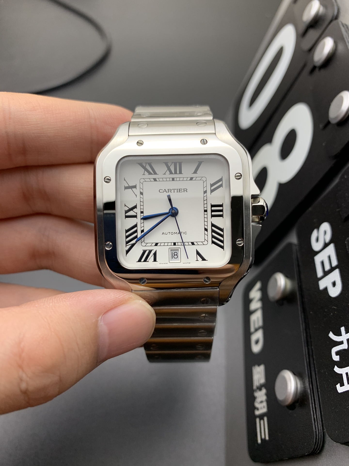 Cartier GF 山度士