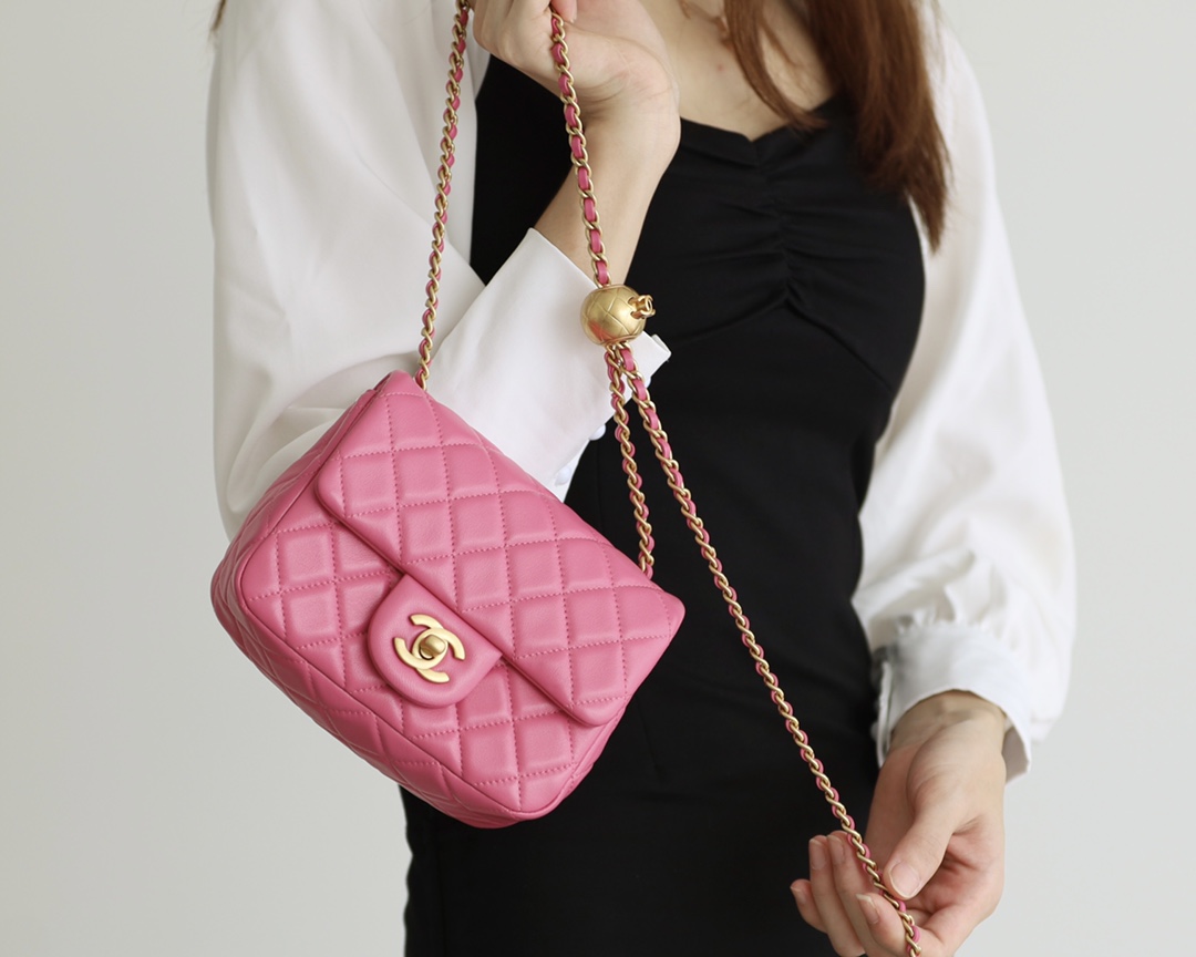 Chanel Flap Bag CF Mini羊皮方胖子金球包 AS1786玫红