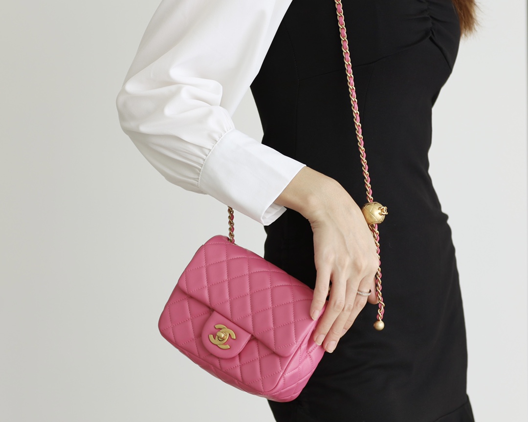 Chanel Flap Bag CF Mini羊皮方胖子金球包 AS1786玫红