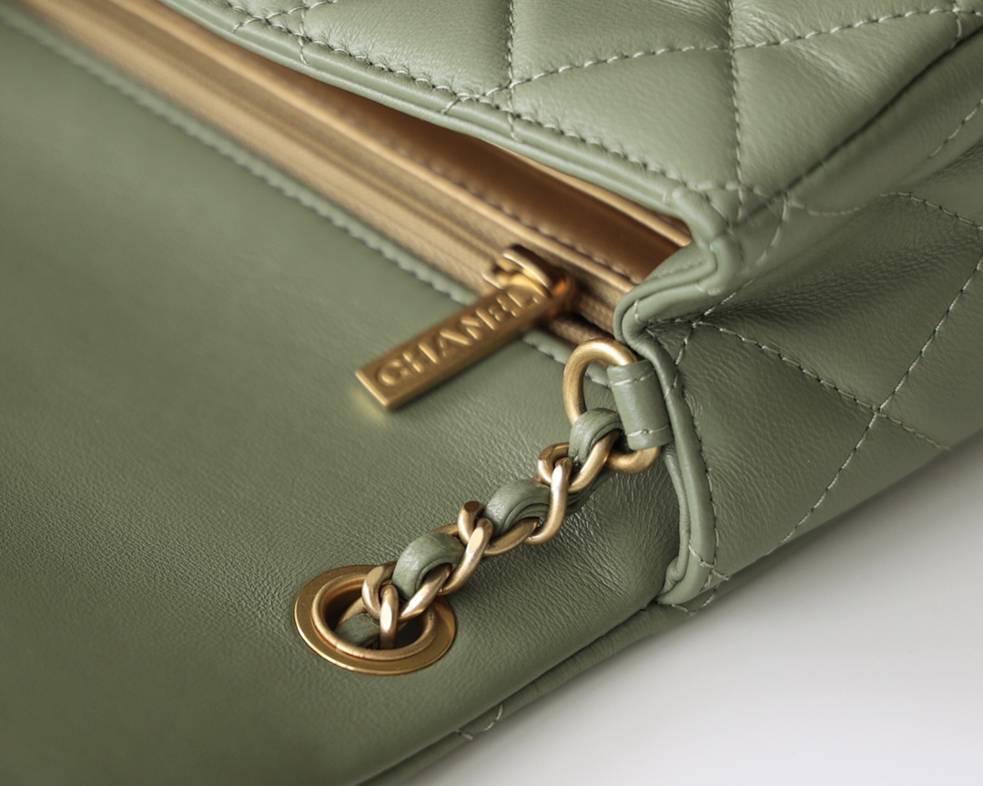 Chanel Flap Bag CF Mini羊皮方胖子金球包 AS1786橄榄绿
