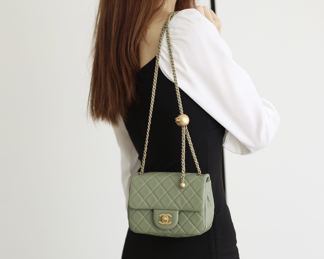 Chanel Flap Bag CF Mini羊皮方胖子金球包 AS1786橄榄绿