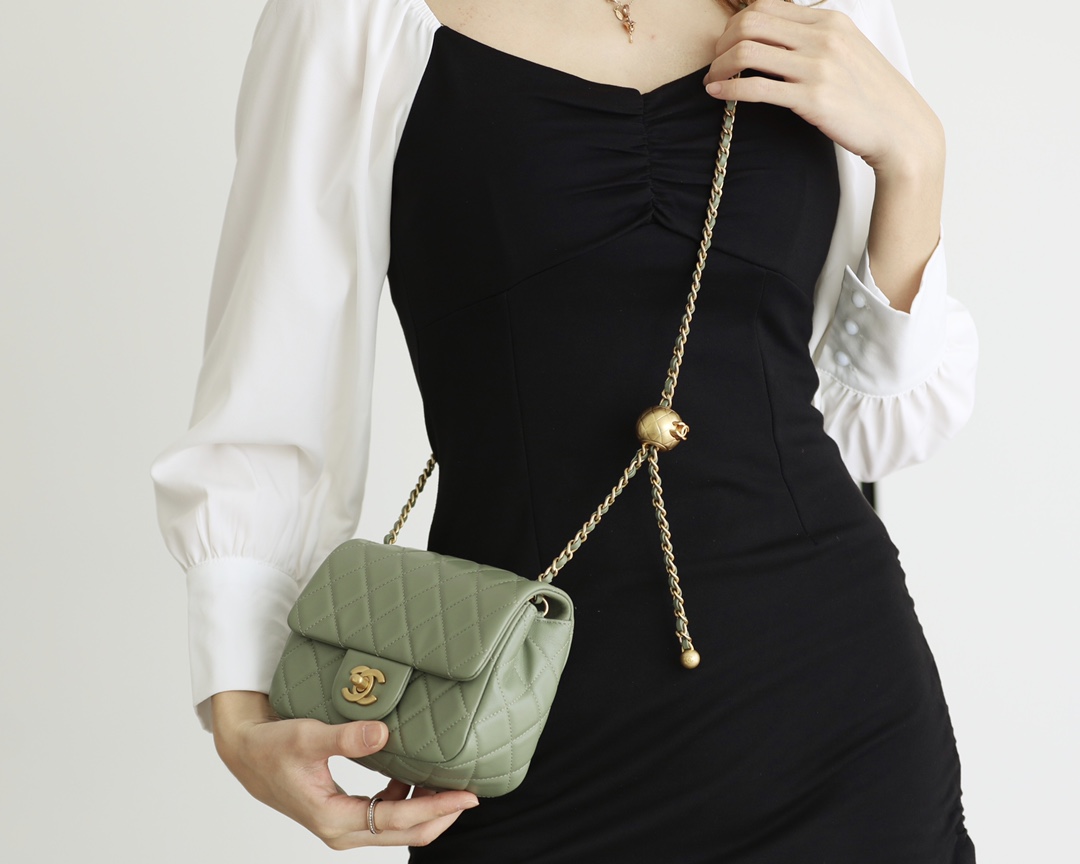 Chanel Flap Bag CF Mini羊皮方胖子金球包 AS1786橄榄绿