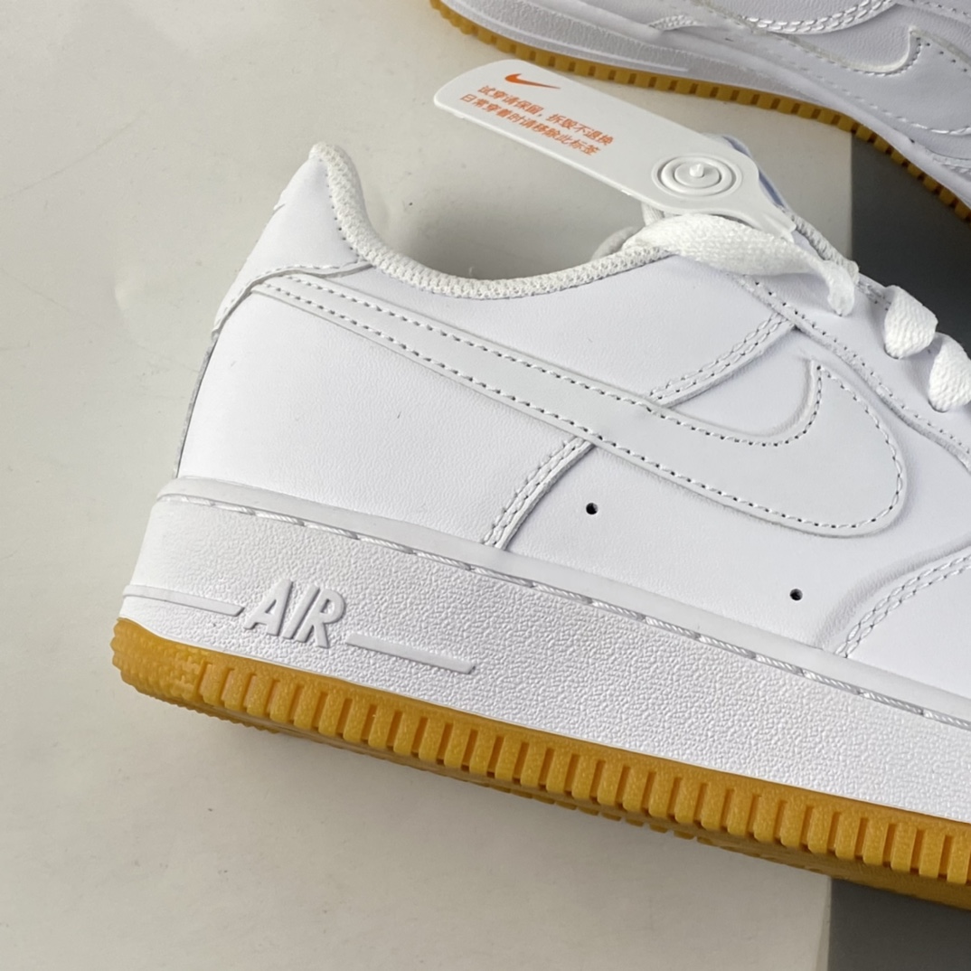 P200  NIKE Air Force 1’07 Low 生胶白 空军一号低帮休闲板鞋 DJ2739-100