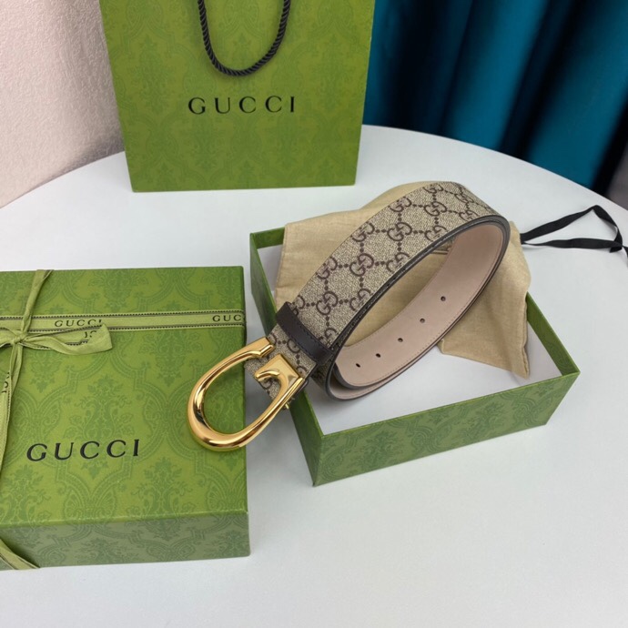 配全套包装礼盒GUCCI渠道货顶级品质宽度40毫米全新升级的经典镀钯搭扣扣头的大小精致做工与专柜一致可对