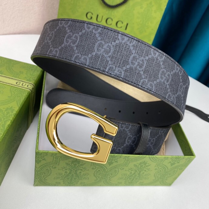 配全套包装礼盒GUCCI渠道货顶级品质宽度40毫米全新升级的经典镀钯搭扣扣头的大小精致做工与专柜一致可对