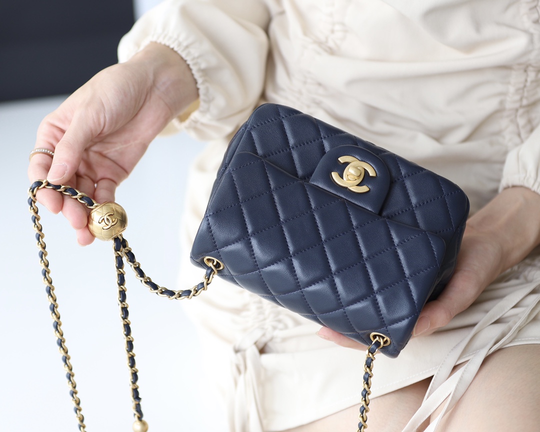 Chanel Flap Bag CF Mini羊皮方胖子金球包 AS1786深蓝色