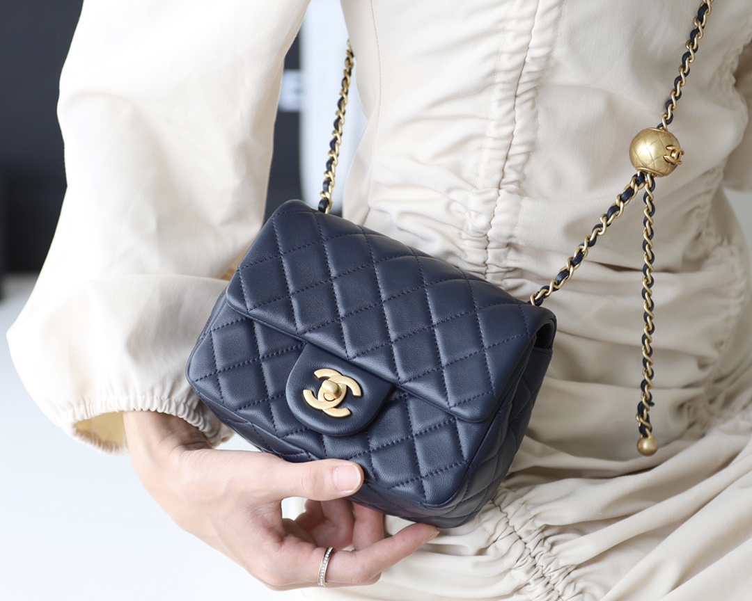 Chanel Flap Bag CF Mini羊皮方胖子金球包 AS1786深蓝色