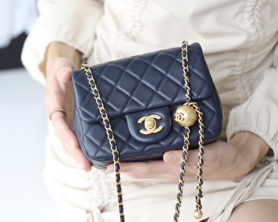 Chanel Flap Bag CF Mini羊皮方胖子金球包 AS1786深蓝色