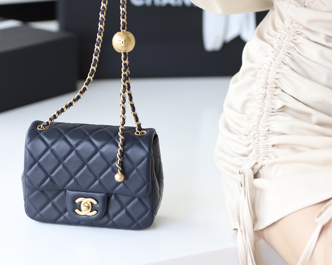 Chanel Flap Bag CF Mini羊皮方胖子金球包 AS1786深蓝色