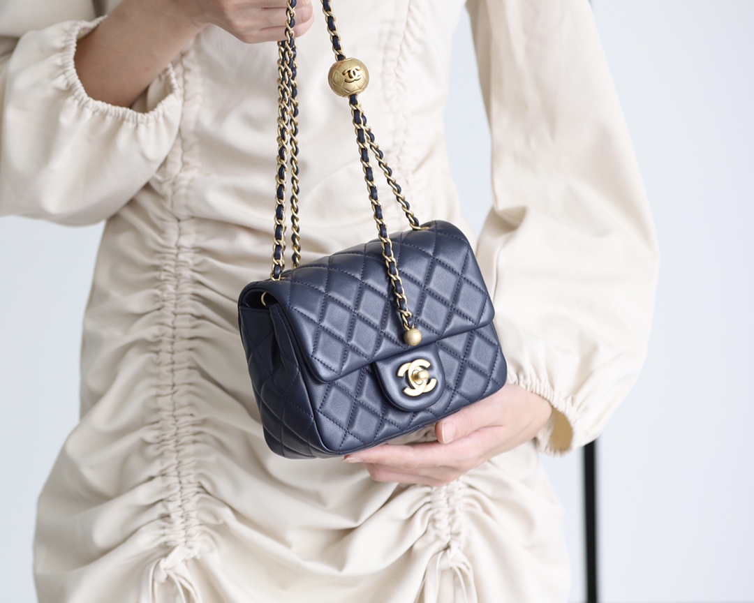 Chanel Flap Bag CF Mini羊皮方胖子金球包 AS1786深蓝色