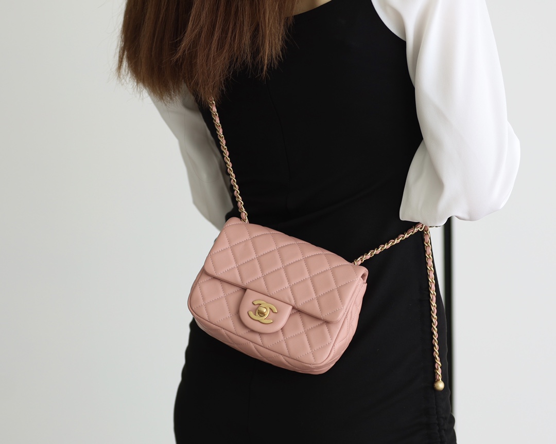 Chanel Flap Bag CF Mini羊皮方胖子金球包 AS1786粉色