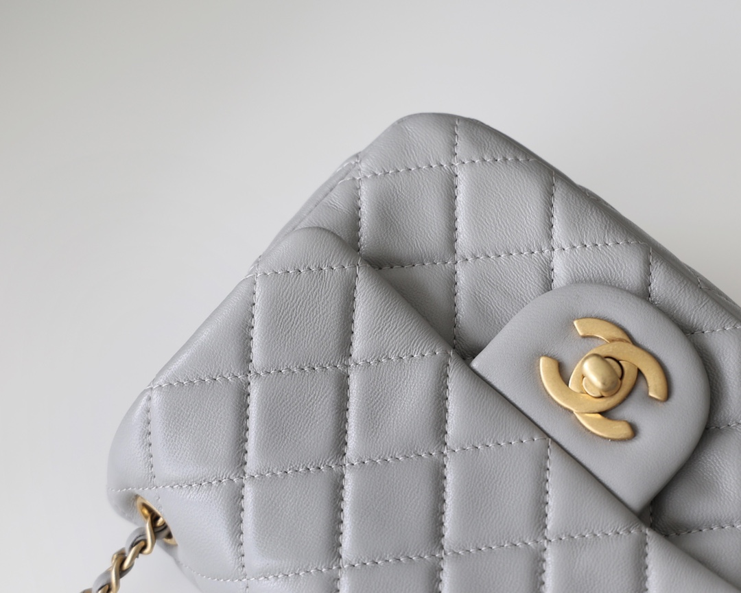 Chanel Flap Bag CF Mini羊皮方胖子金球包 AS1786灰色