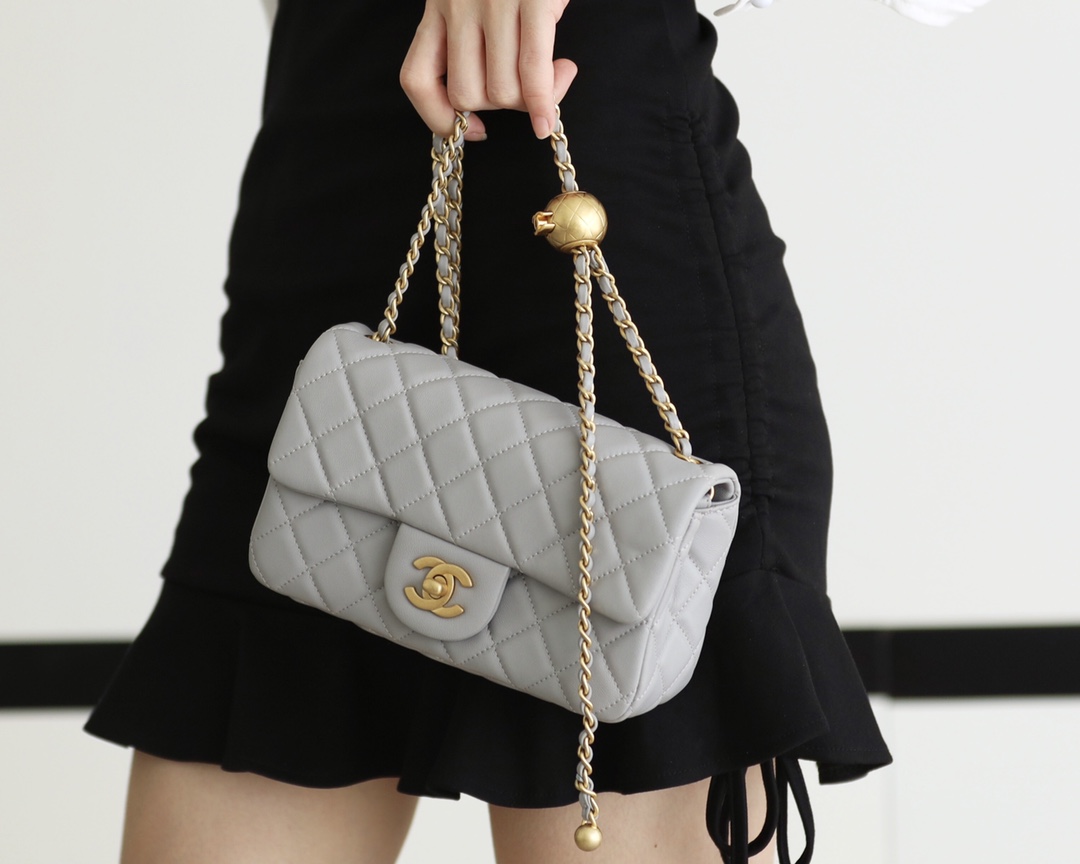 Chanel Flap Bag CF羊皮大Mini金球包 AS1787灰色