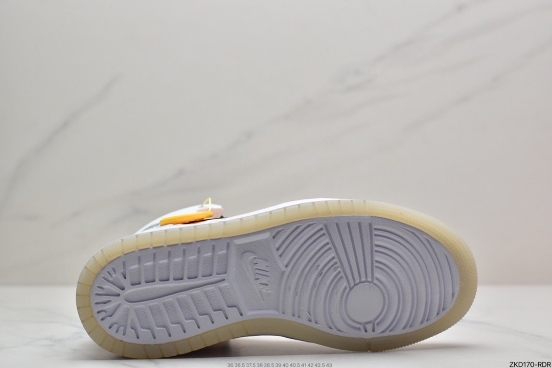 270 Air Jordan 1 Zoom Air CMFT  CT0978SL