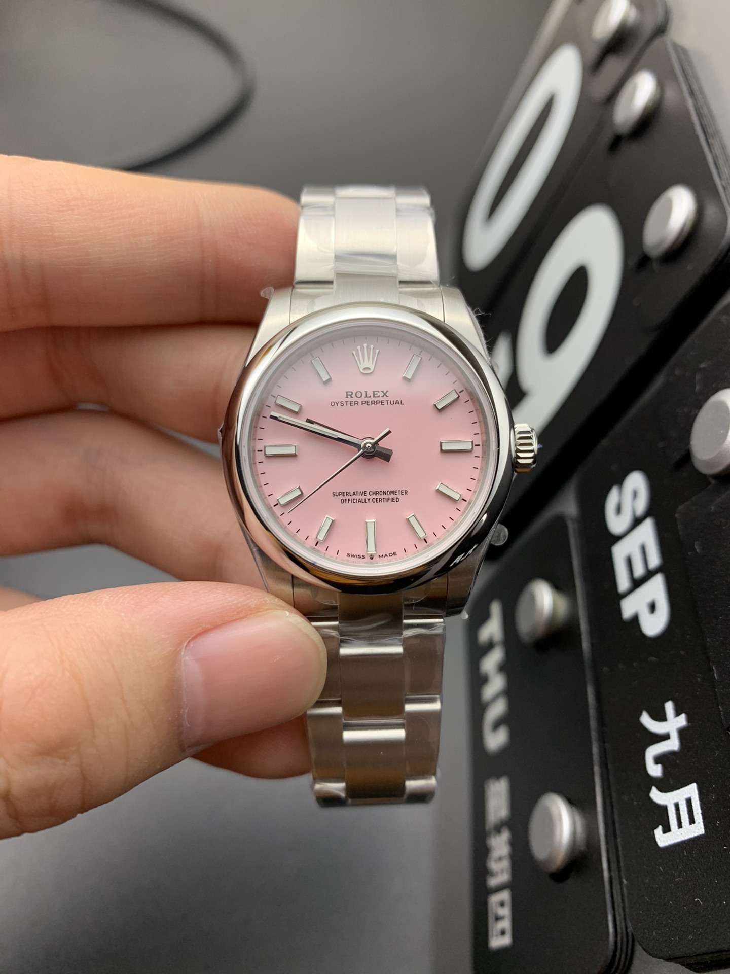 Rolex 31粉恒动