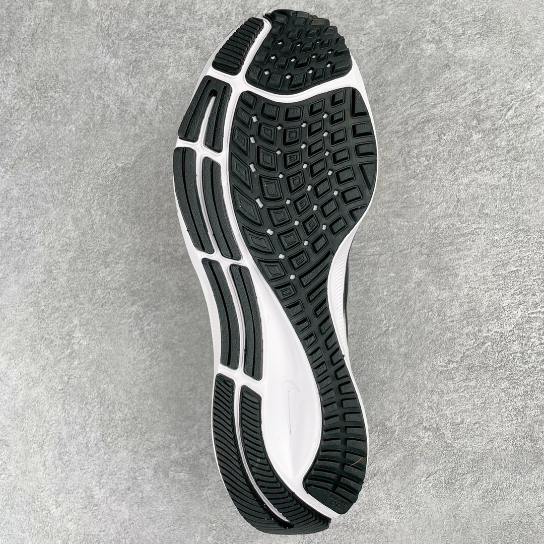 图片[9]-＃长期补货 超级跑量神器 NK Zoom Pegasus 37 登月37代系列 网纱透气缓震疾速跑鞋 中底内置Zoom Air 气垫 假一赔十 工厂个位数利润 淡季生产只为养工人 焕新升级 助力攻克湿滑的跑步征程 外底设计结合凹槽 铸就非凡抓地力 粘性橡胶助力提供非凡抓地力 合成材质与织物包覆双足 营造如袜子般透气舒适的穿着体验 传统鞋带系统易于调节 塑就个性化贴合体验 尺码：36 36.5 37.5 38 38.5 39 40 40.5 41 42 42.5 43 44 44.5 45-选品中心