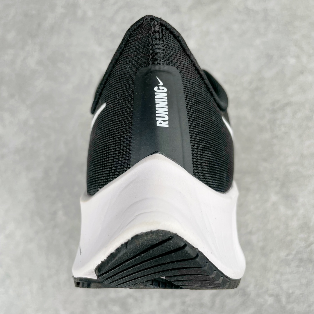 图片[8]-＃长期补货 超级跑量神器 NK Zoom Pegasus 37 登月37代系列 网纱透气缓震疾速跑鞋 中底内置Zoom Air 气垫 假一赔十 工厂个位数利润 淡季生产只为养工人 焕新升级 助力攻克湿滑的跑步征程 外底设计结合凹槽 铸就非凡抓地力 粘性橡胶助力提供非凡抓地力 合成材质与织物包覆双足 营造如袜子般透气舒适的穿着体验 传统鞋带系统易于调节 塑就个性化贴合体验 尺码：36 36.5 37.5 38 38.5 39 40 40.5 41 42 42.5 43 44 44.5 45-选品中心