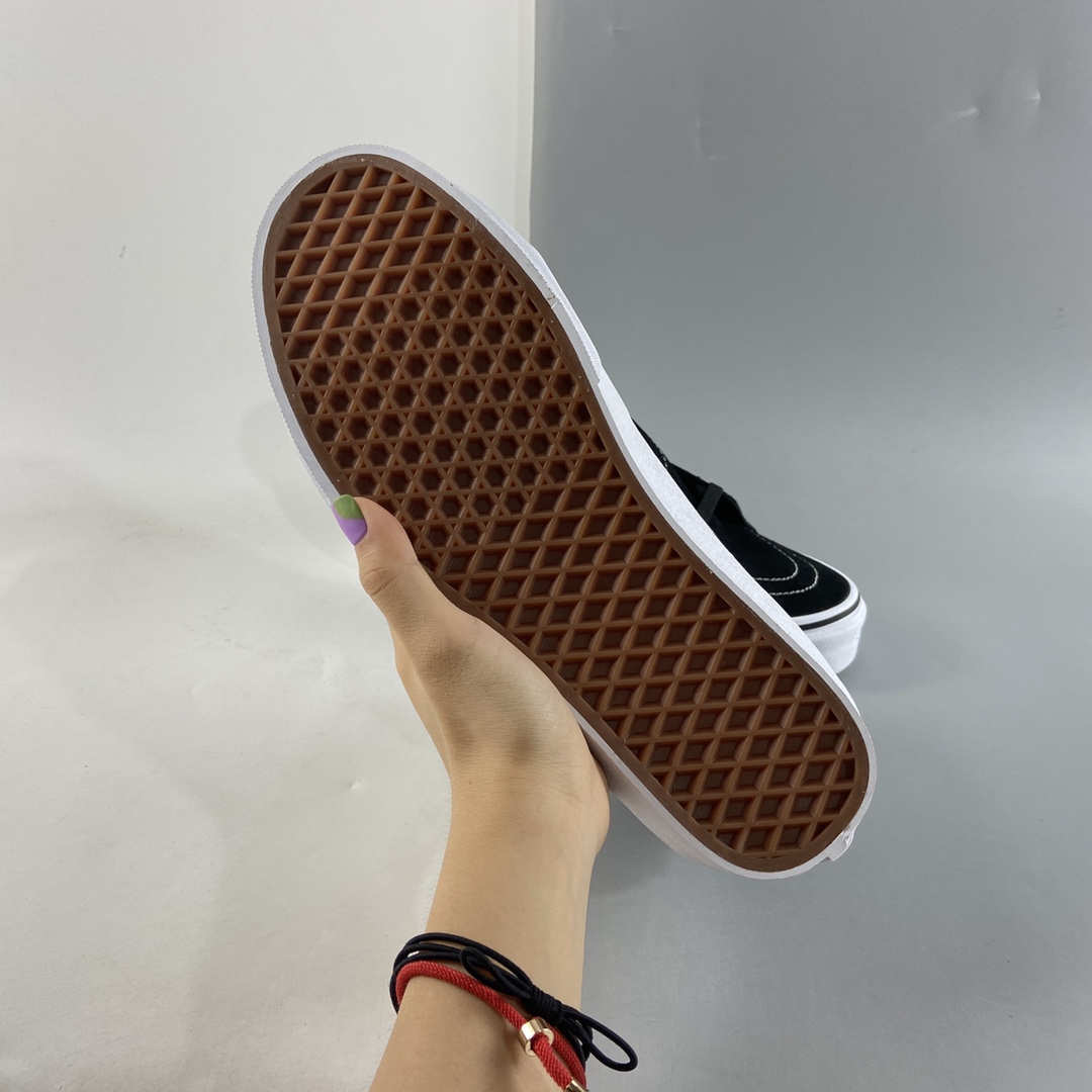 P150  VANS SK8-Hi 骷髅腰果花图案高帮休闲板鞋 VN0A32QGD9S