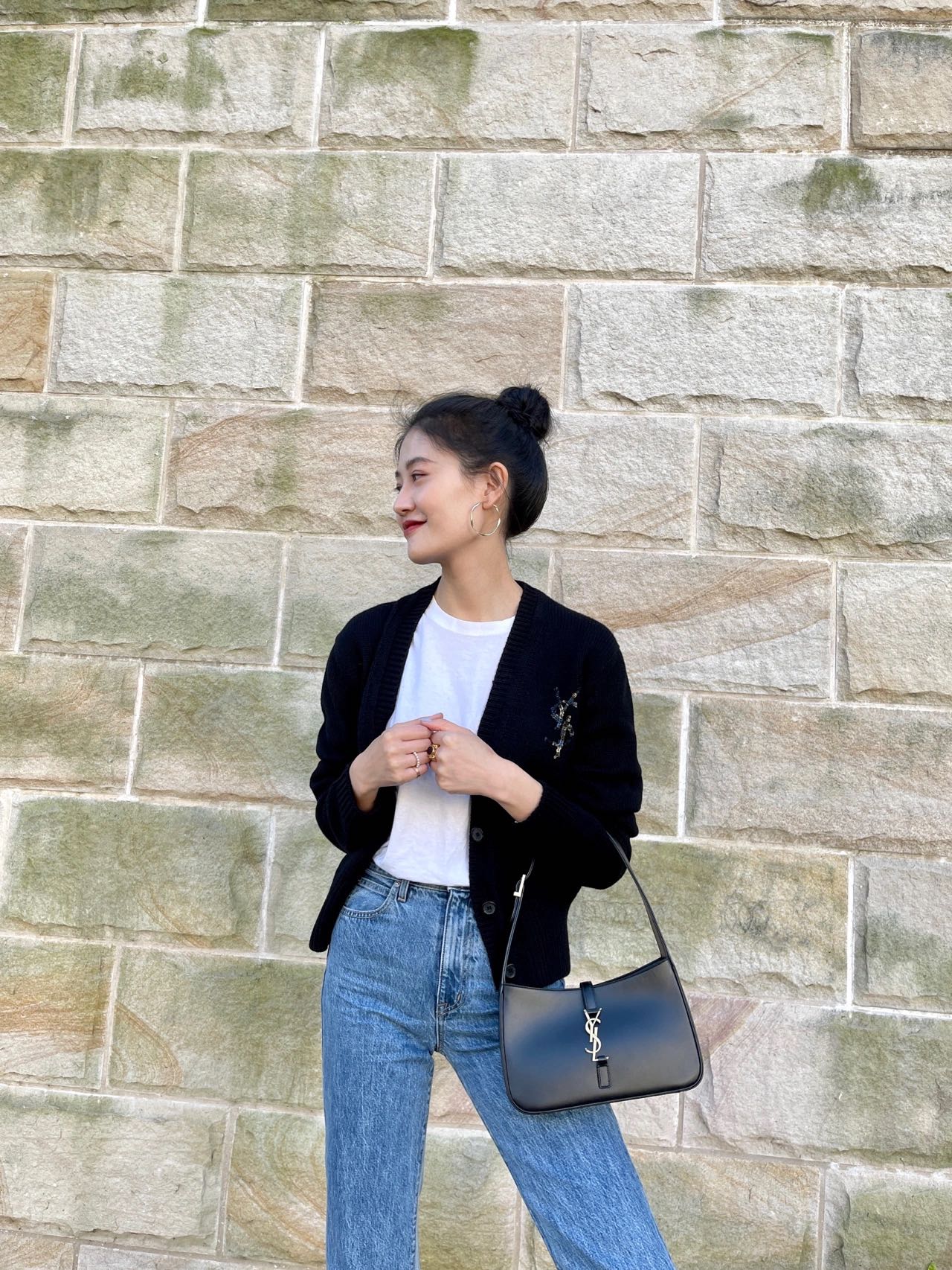 Saint laurent Ysl LE 5 À 7 平纹腋下包 657228黑色