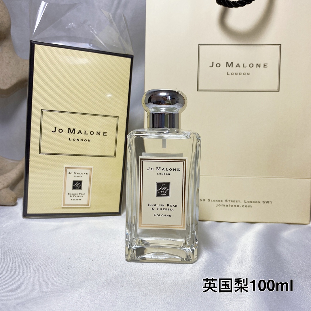 45. Perfume de pera inglesa de Jo Malone frasco blanco 100ml 🔜 Calidad 1:1❗️‣Pera inglesa de Jo Malone frasco blanco 1…
