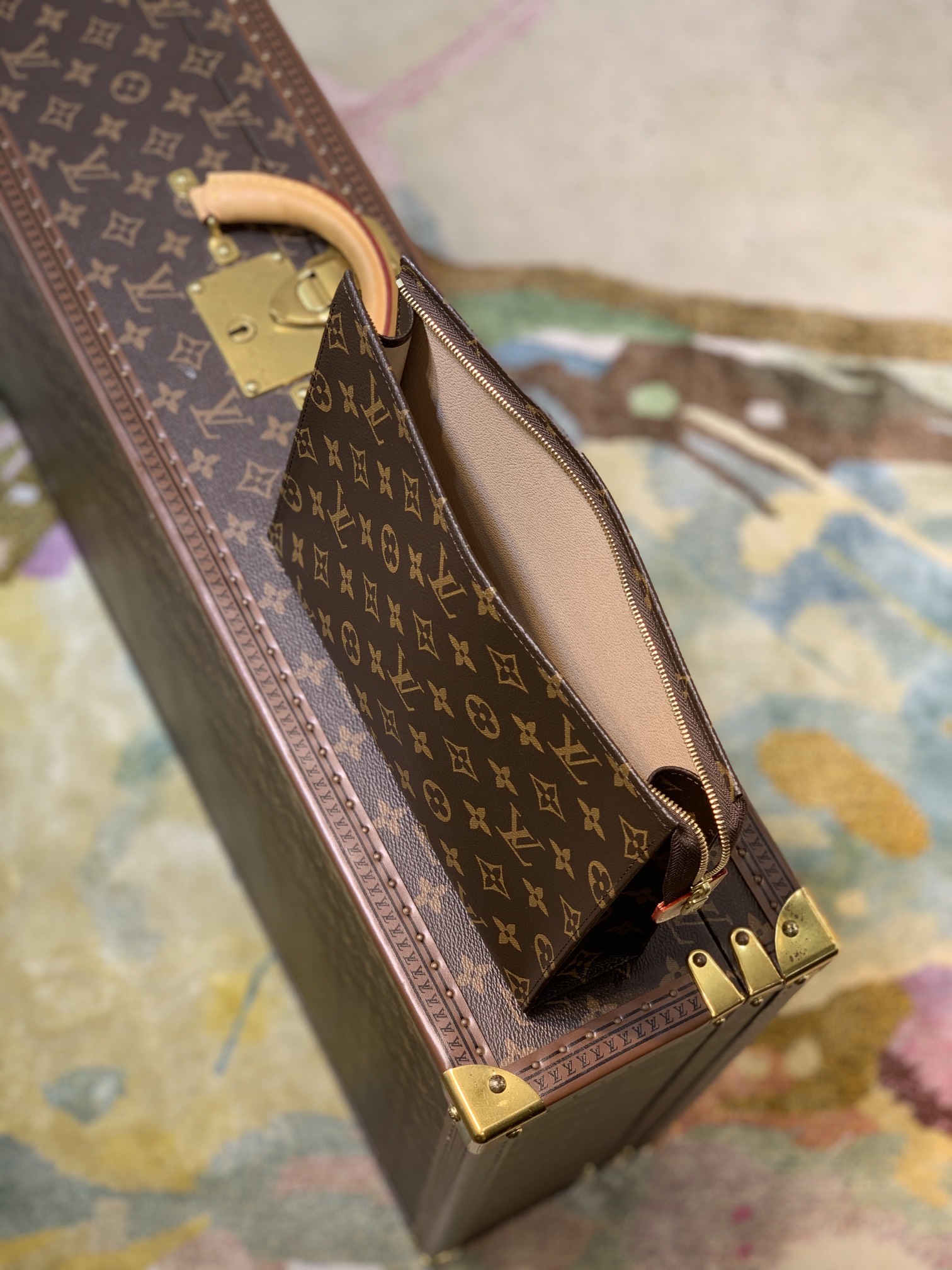 Louis Vuitton LV Monogram Toiletry Pouch 26 盥洗袋手包 N47542
